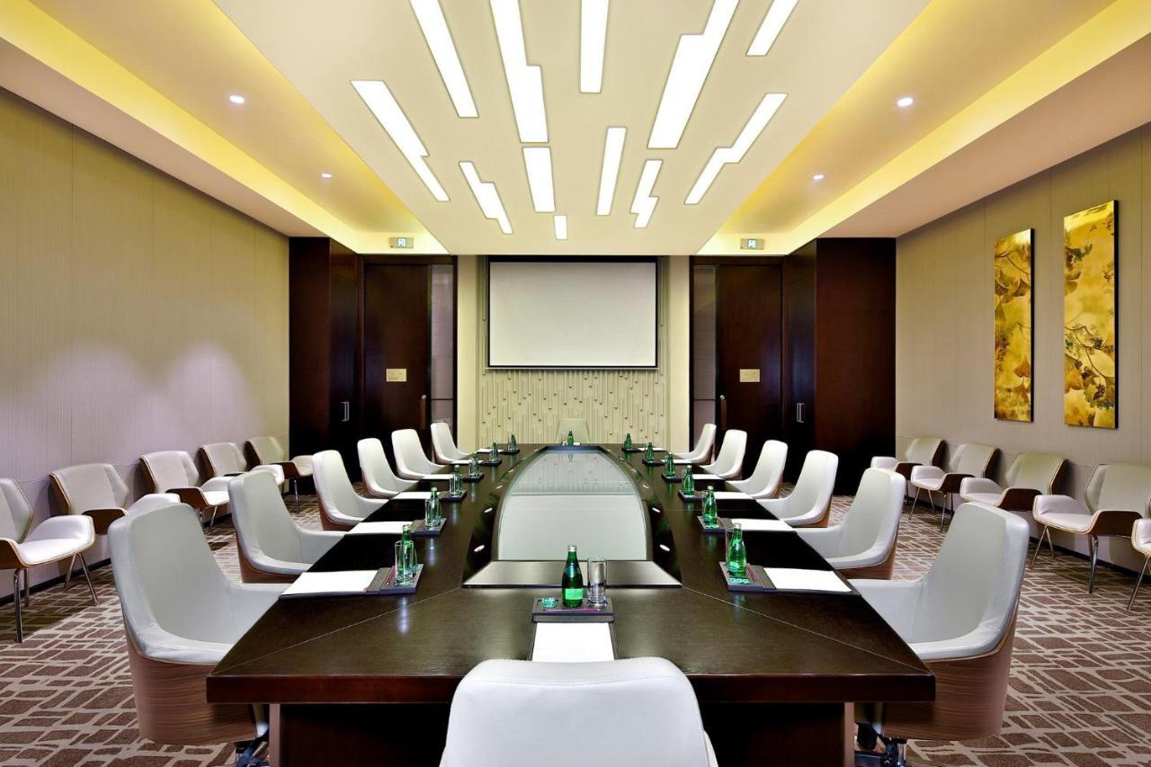 Crowne Plaza Chengdu Wenjiang By Ihg Hotel Exterior photo