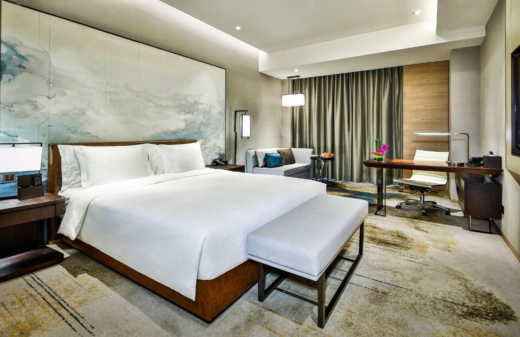 Crowne Plaza Chengdu Wenjiang By Ihg Hotel Exterior photo