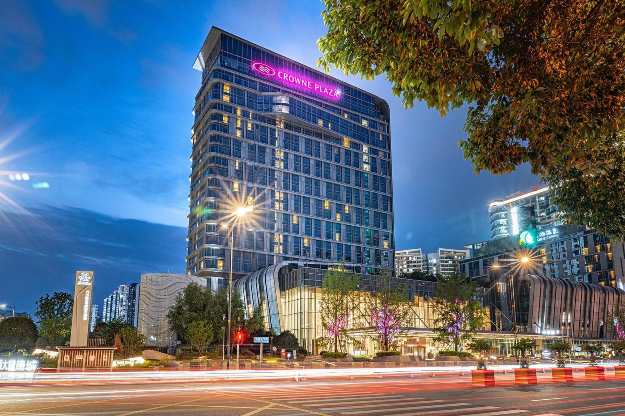 Crowne Plaza Chengdu Wenjiang By Ihg Hotel Exterior photo