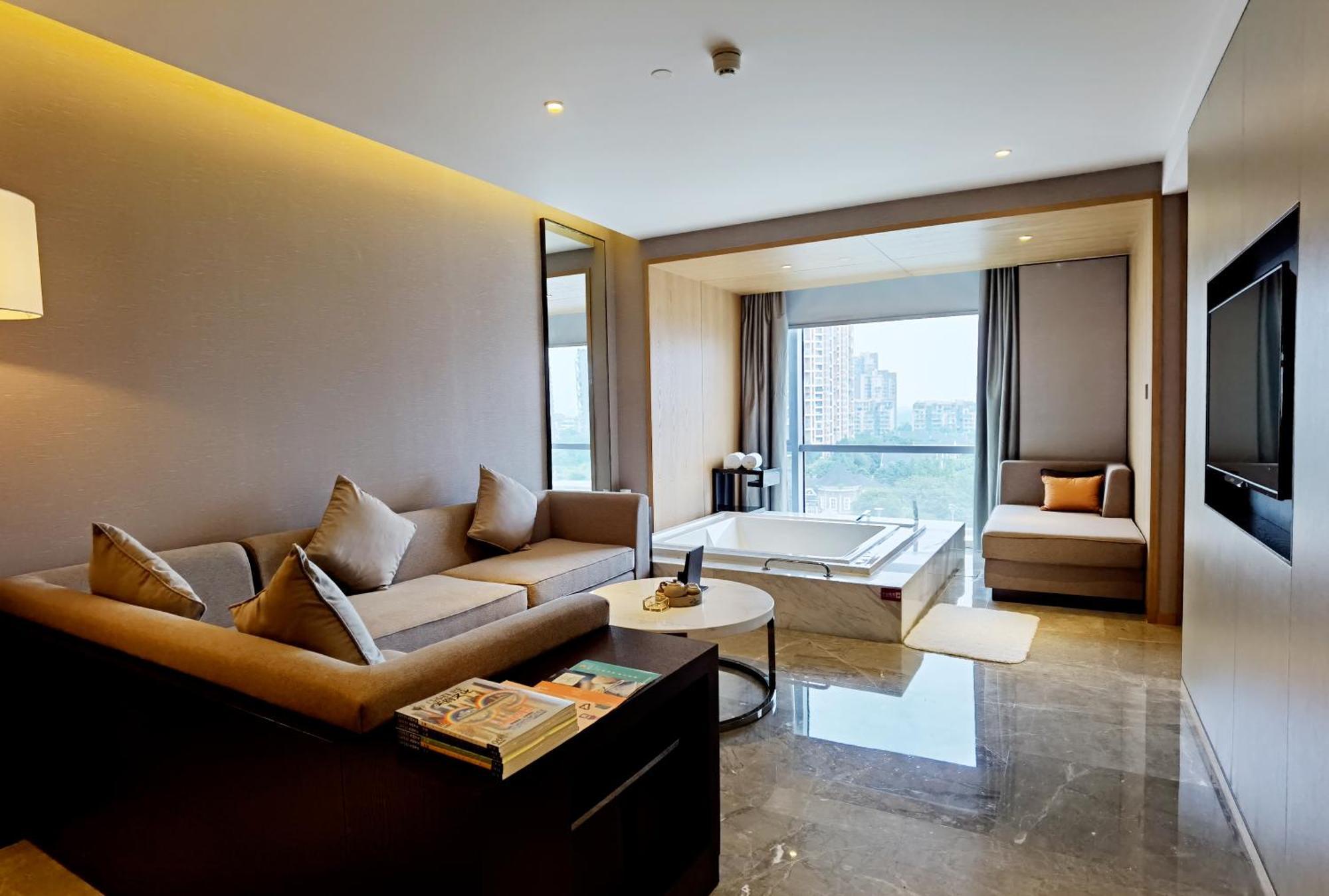 Crowne Plaza Chengdu Wenjiang By Ihg Hotel Room photo